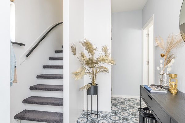 Foto - Te koop: Instapklare gemoderniseerde twee- onder- één kap woning uit 1969 met 144m2 wonen op een perceel van 391 m2 met een energielabel A in Simpelveld